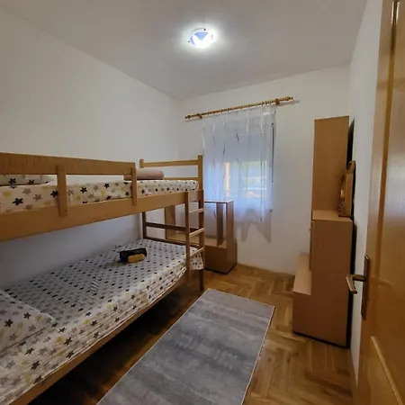 Dis Apartment